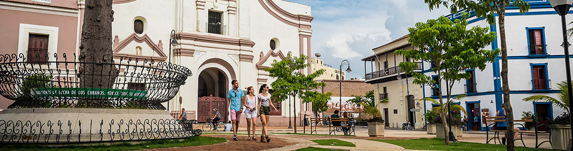 Plaza de los Trabajadores, Camagüey, Cuba Plaza de los Trabajadores, Camagüey, Cuba